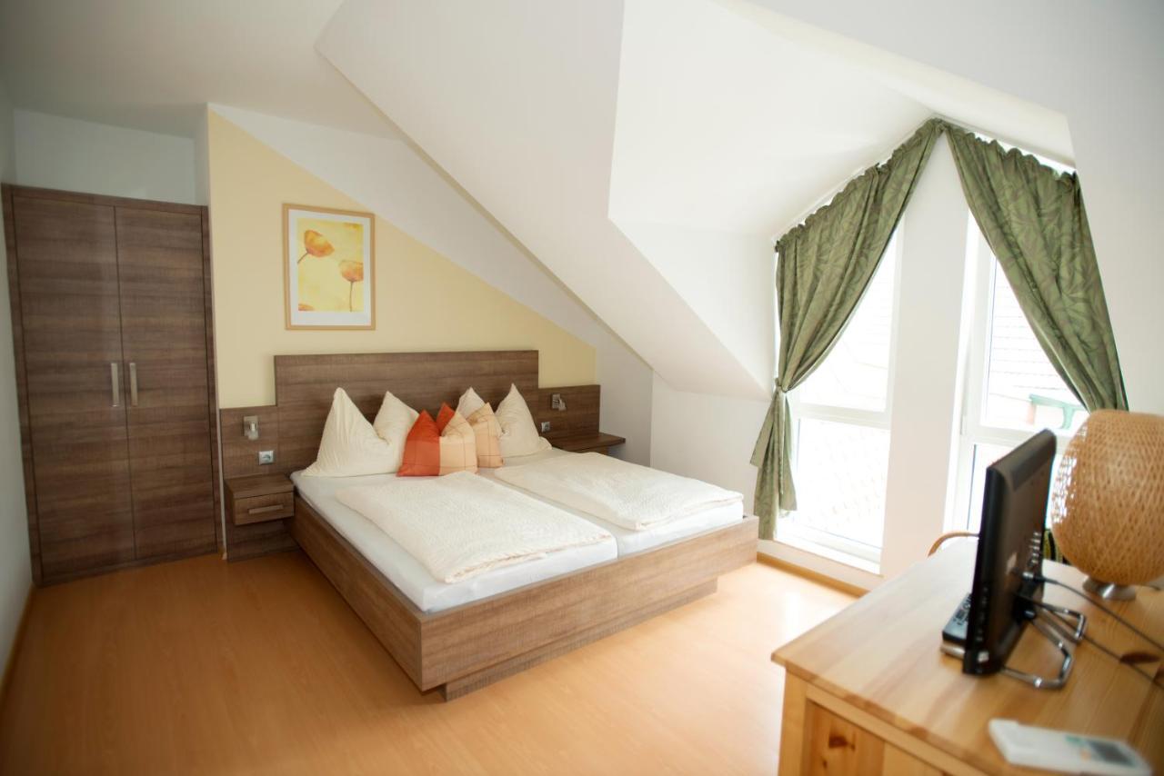 Weingut Apartment Hildegard Gangl Illmitz Esterno foto