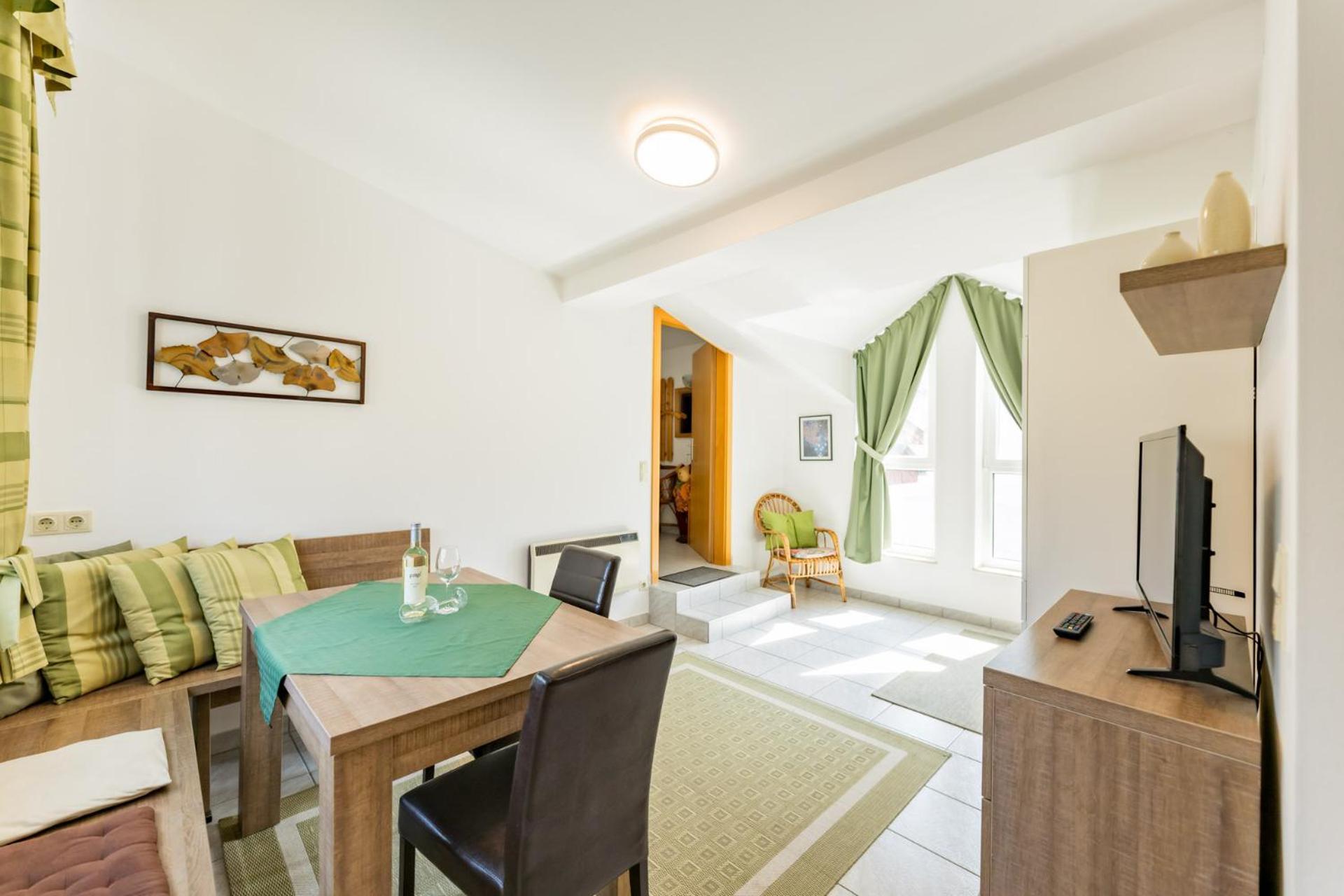 Weingut Apartment Hildegard Gangl Illmitz Esterno foto