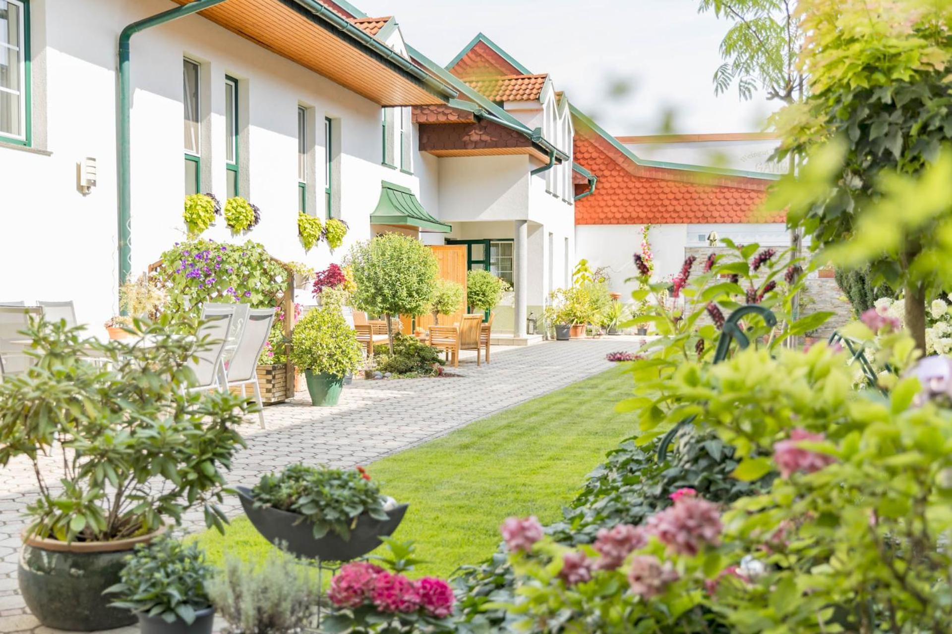 Weingut Apartment Hildegard Gangl Illmitz Esterno foto