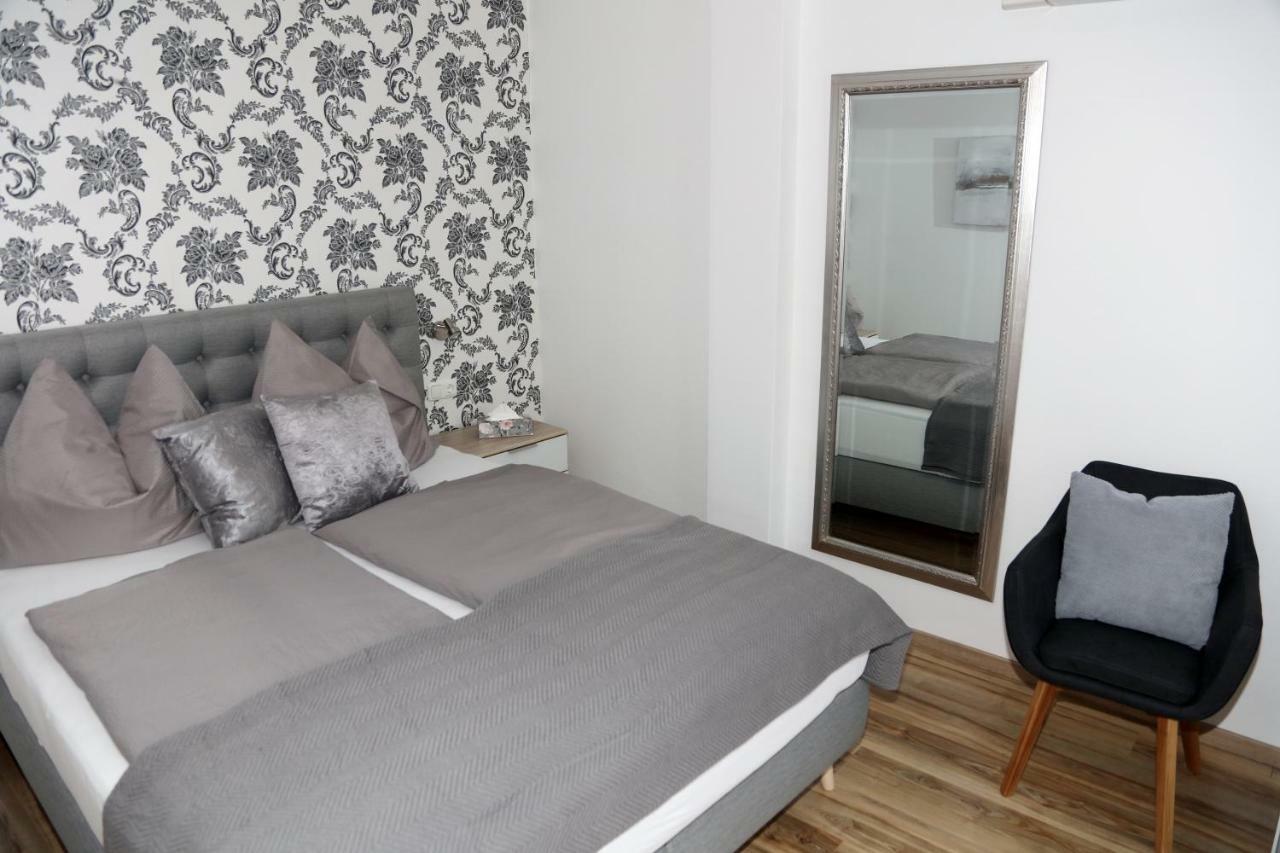 Weingut Apartment Hildegard Gangl Illmitz Esterno foto
